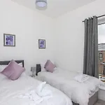 Modern, Stylish 2-Bedroom New Build House