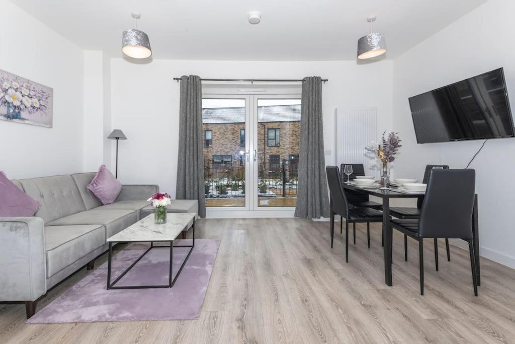 Holiday home Modern, Stylish 2-bedroom New Build House